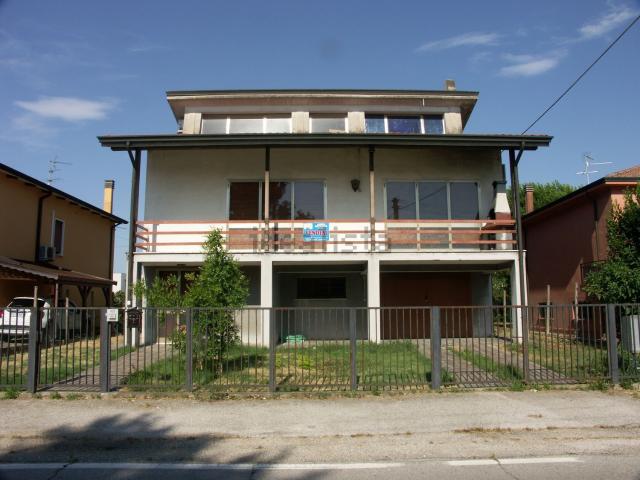 Casa in vendita a Ficarolo, Veneto
