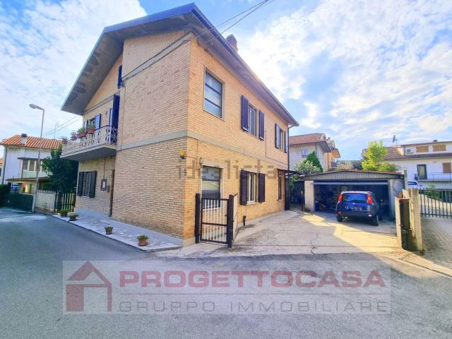 Casa in vendita a Villa San Giuseppe, Colli del Tronto
