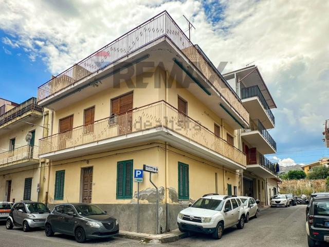 Casa in vendita a Furci Siculo, Sicilia
