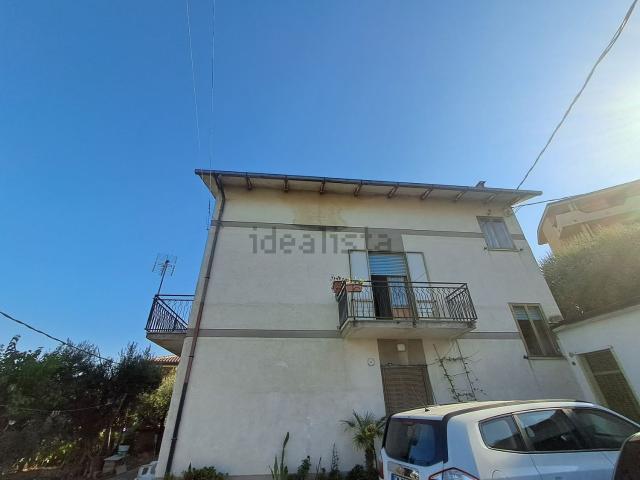 Casa in vendita a Marche, Fermo