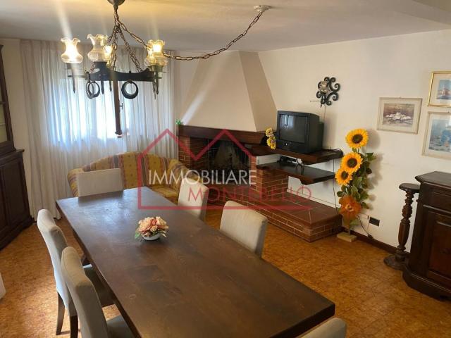 Casa in vendita a Camaiore, Lucca