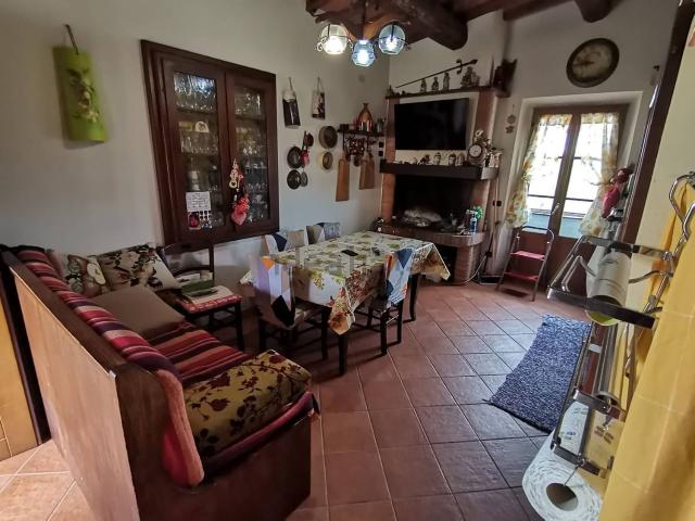 Casa in vendita a Colleoli, Legoli