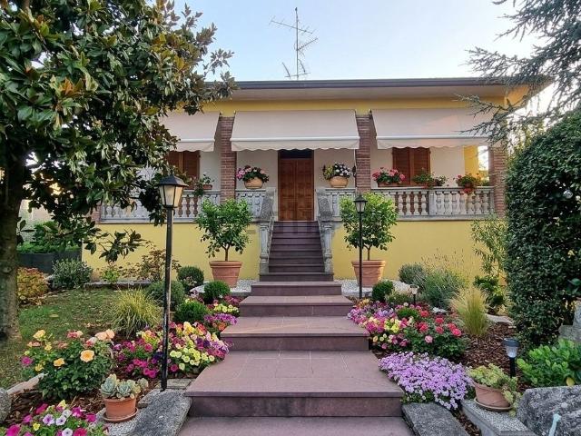 Casa in vendita a Stadirano, Lesignano de' Bagni