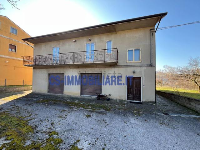 Casa in vendita a Tito, Basilicata