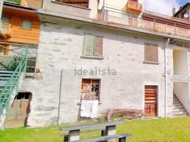 Casa in vendita a Chiesa In Valmalenco, Lombardia
