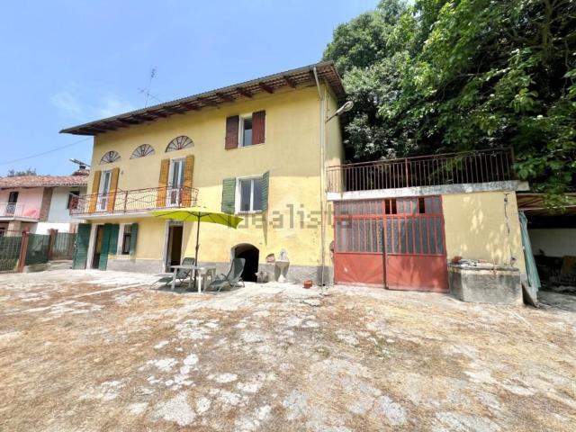 Casa in vendita a Piemonte, Asti