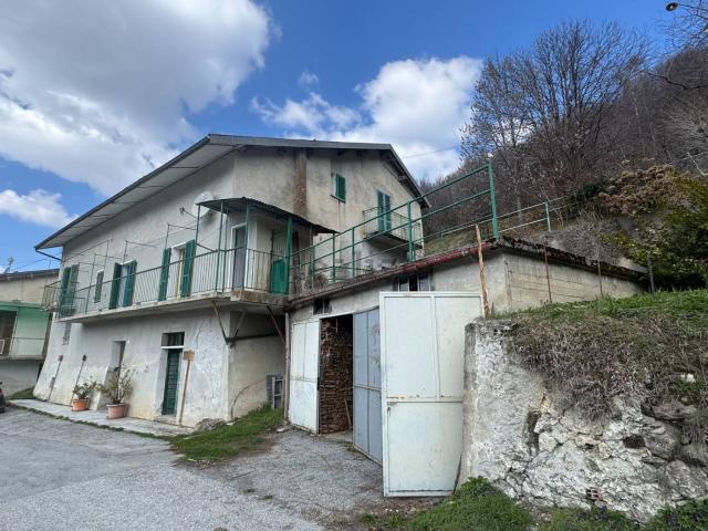 Casa in vendita a Piemonte, Cuneo