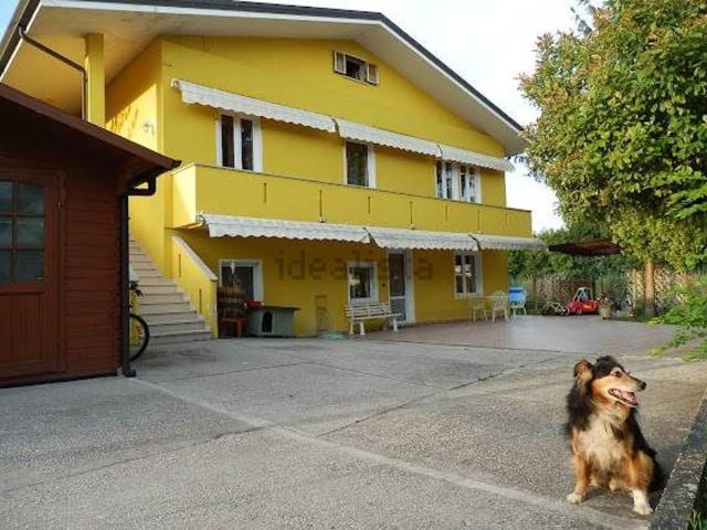 Casa in vendita a Lendinara, Veneto