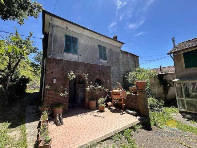 Casa in vendita a Ronco Scrivia, Liguria