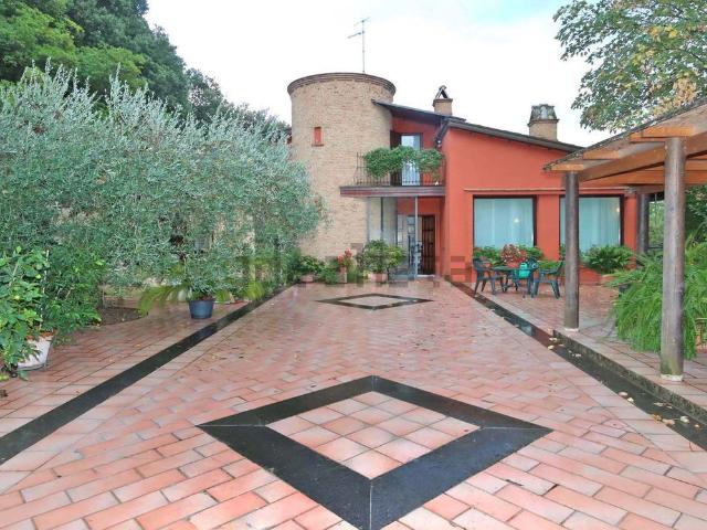 Casa in vendita a Santa Lucia, Perugia