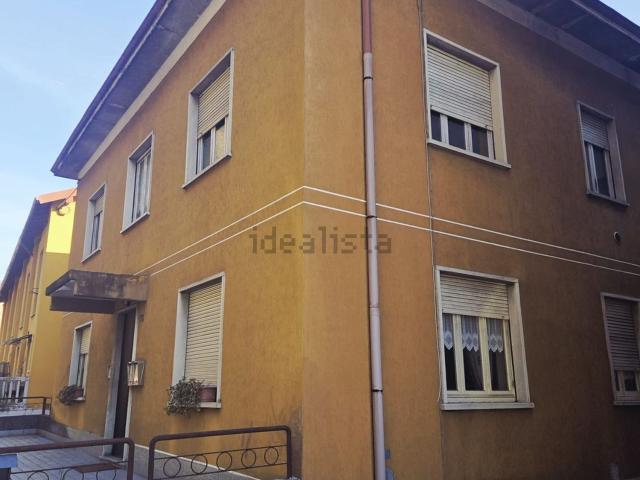 Casa in vendita a Comunità Montana della Valle Brembana, San Giovanni Bianco