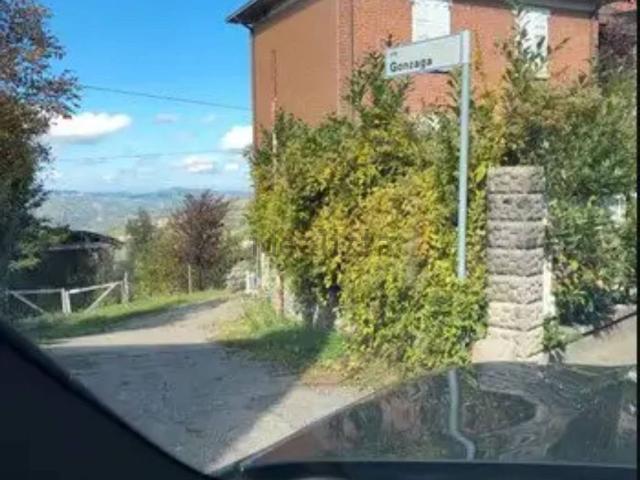 Casa in vendita a Appennino Reggiano, Re