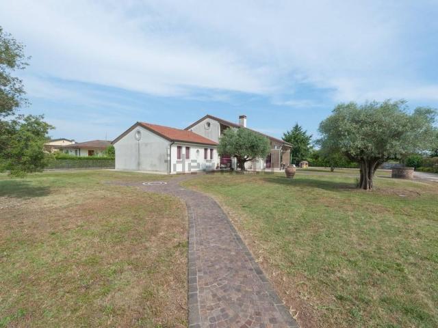 Casa in vendita a Trevignano, Veneto