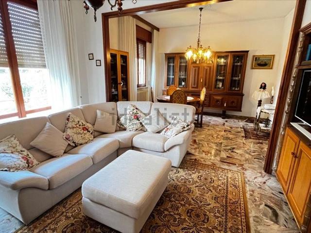 Casa in vendita a Unione di Comuni della Romagna Forlivese, Quattro