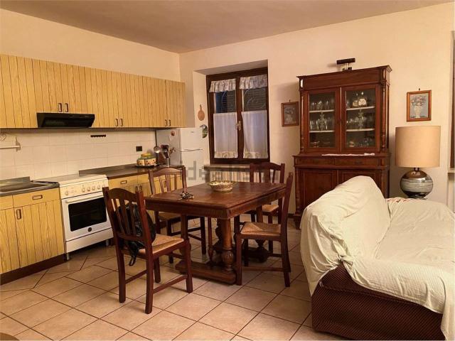 Casa in vendita a Ziano Piacentino, Reggio Emilia