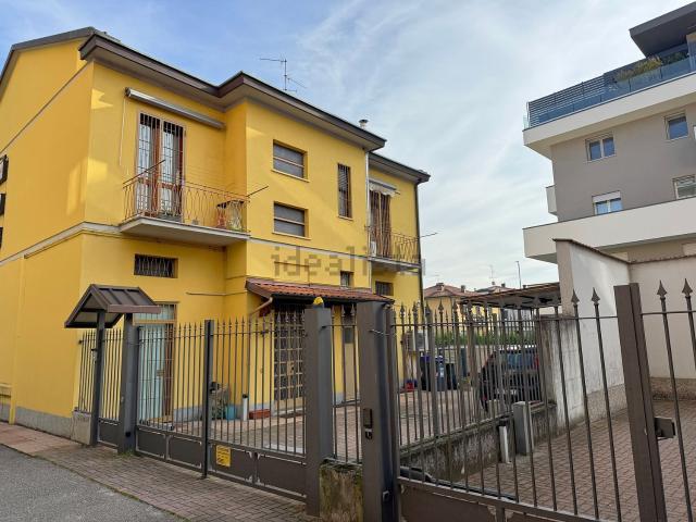 Casa in vendita a Sant'Albino, Monza