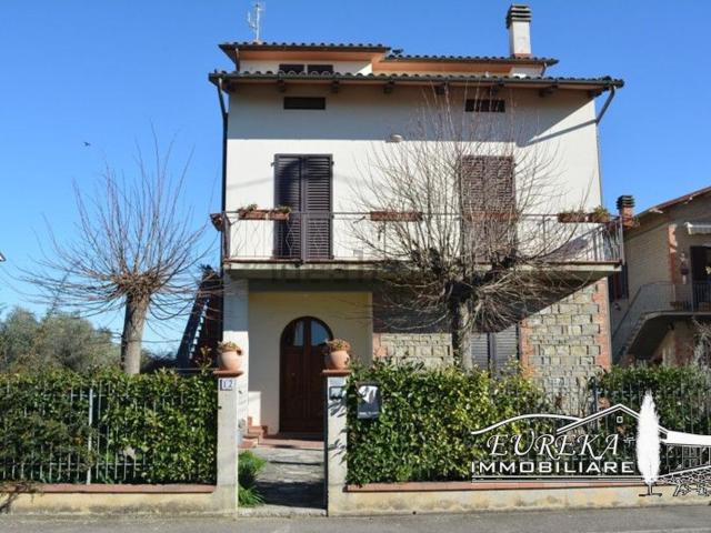 Casa in vendita a Poggetto, Gioiella