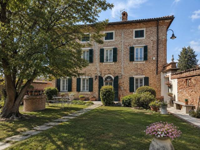Casa in vendita a Piemonte, Alessandria