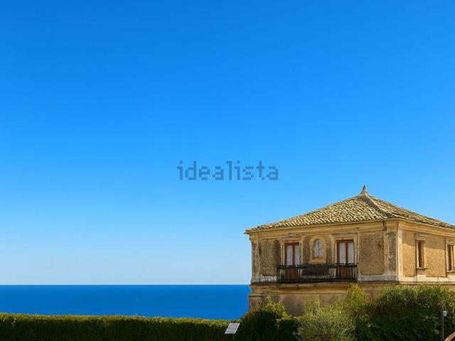Casa in vendita a Calabria, Reggio Calabria