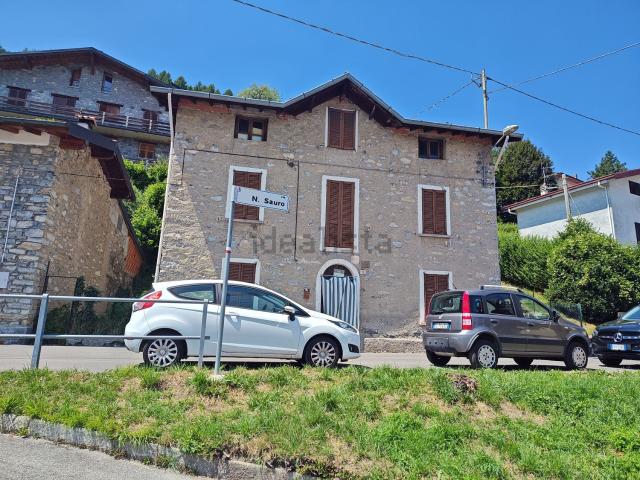Casa in vendita a Alta Valle Intelvi, Lanzo D'intelvi
