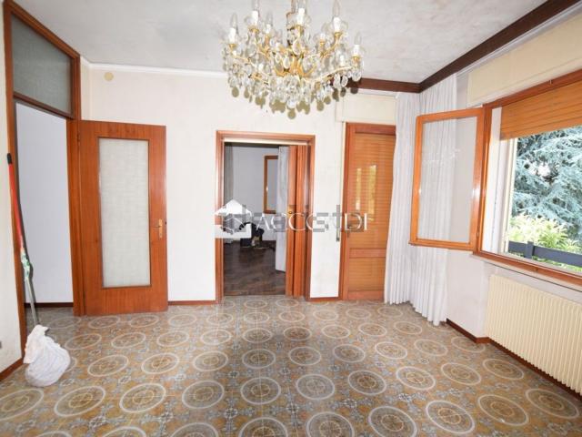 Casa in vendita a Cusignana, Giavera Del Montello