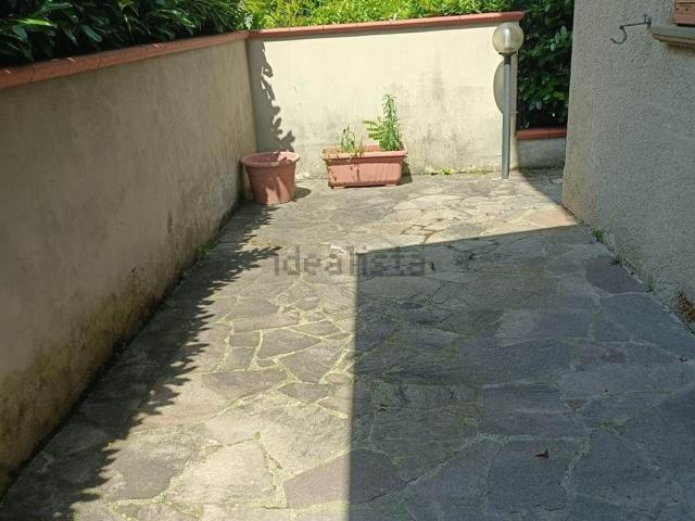 Casa in vendita a Prato, Toscana