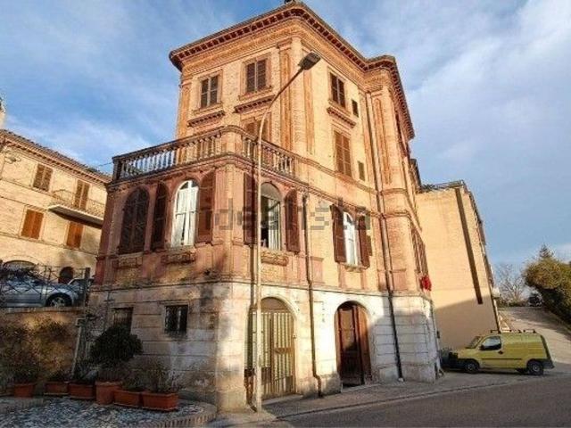 Casa in vendita a Marche, Fermo