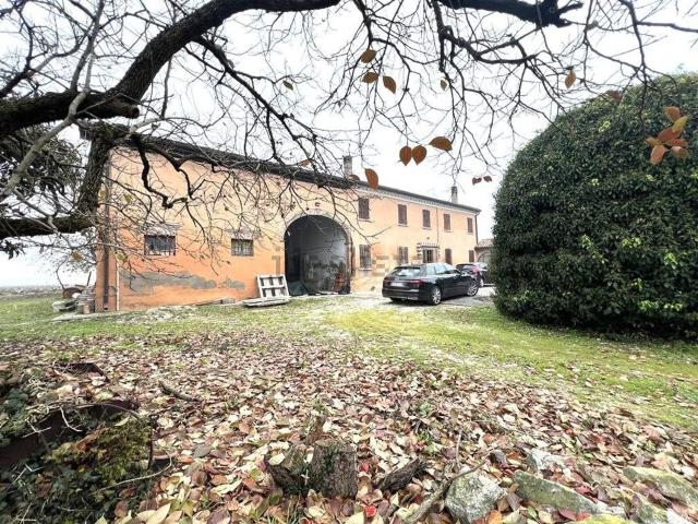 Casa in vendita a Sustinente, Lombardia