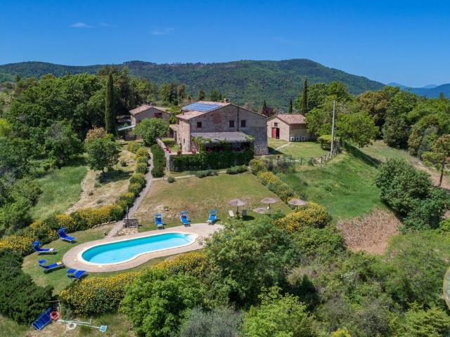 Casa in vendita a Civitella Paganico, Pari