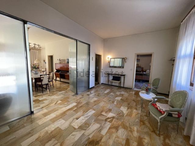 Casa in vendita a Suzzara, Lombardia