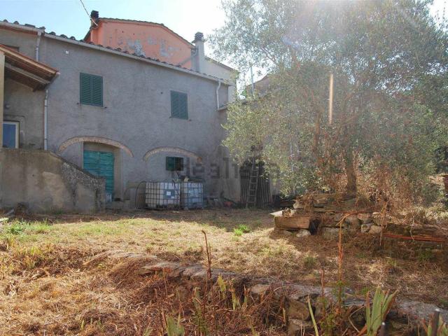 Casa in vendita a Le Fornaci, Pistoia