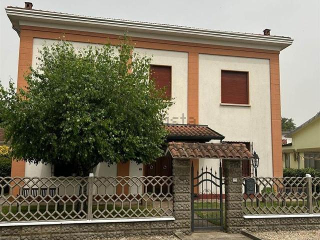Casa in vendita a Marzole, Suzzara