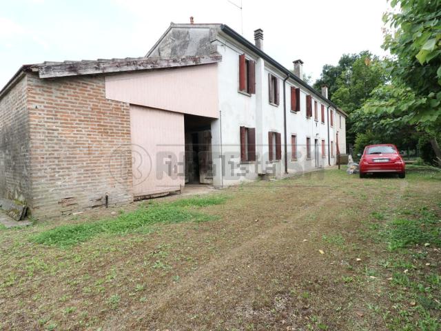 Casa in vendita a Ficarolo, Veneto