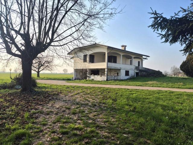 Casa in vendita a Cologna Veneta, Verona