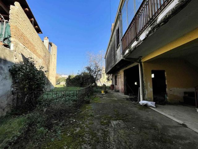 Casa in vendita a Rotondi, Campania