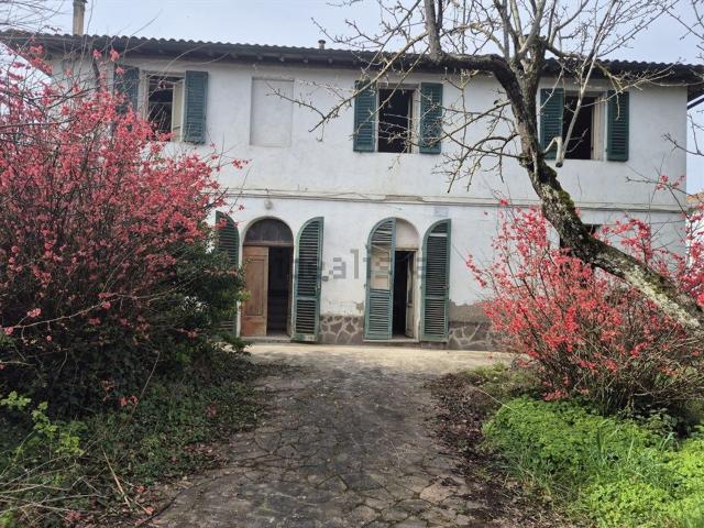 Casa in vendita a Unione dei Comuni Circondario dell'Empolese Valdelsa, Lucardo