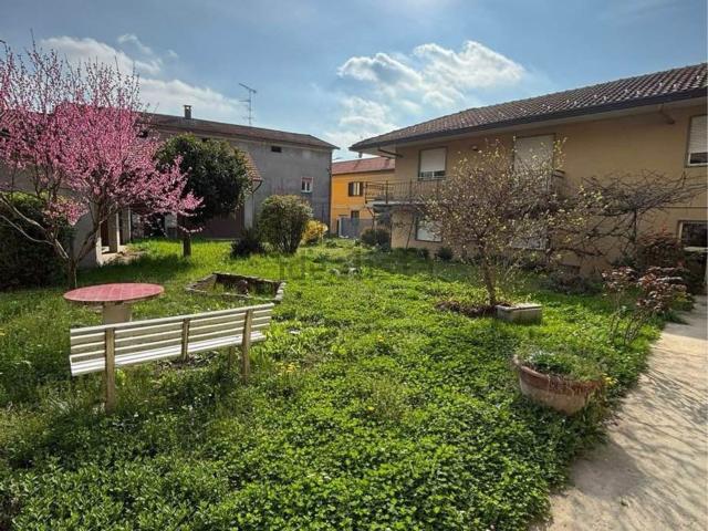 Casa in vendita a Piemonte, Novara