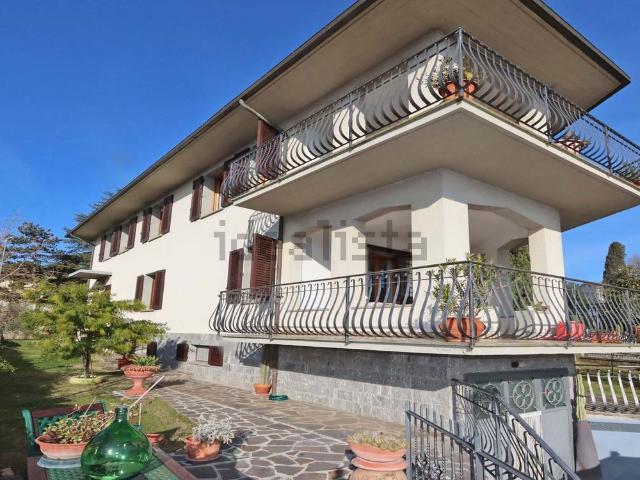 Casa in vendita a Lecchi, Toscana