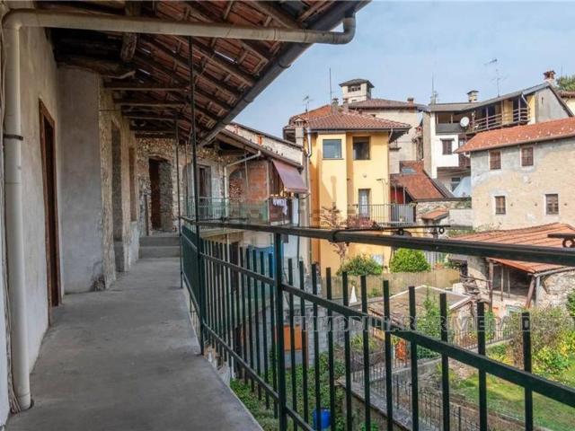 Casa in vendita a Carcegna, Miasino