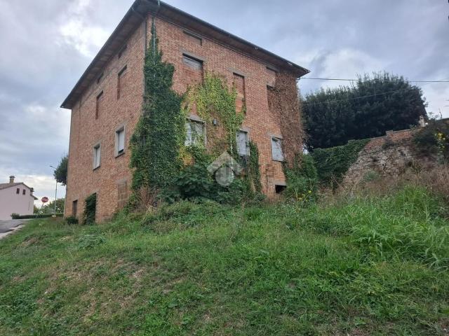 Casa in vendita a Montecastrilli, Terni