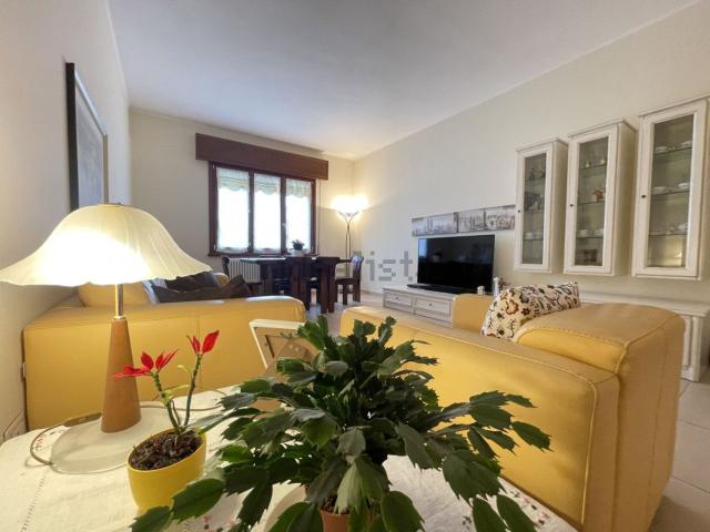 Casa in vendita a Suzzara, Mantova