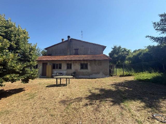 Casa in vendita a Chitignano, Toscana