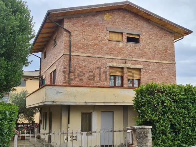 Casa in vendita a Altopascio, Lucca