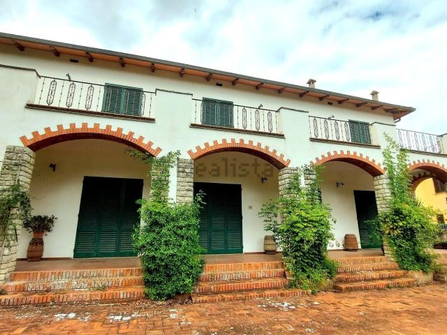 Casa in vendita a San Leo, Palazzo Del Pero