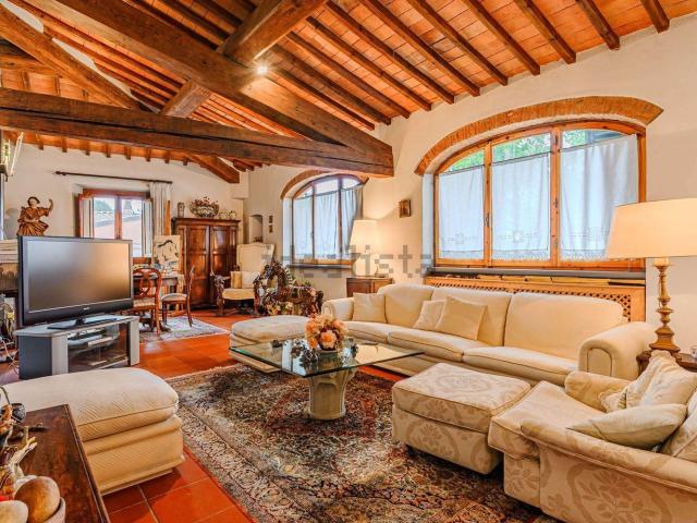 Casa in vendita a Calenzano, Toscana