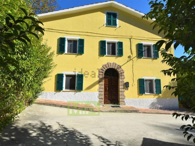 Casa in vendita a Morico, Marche