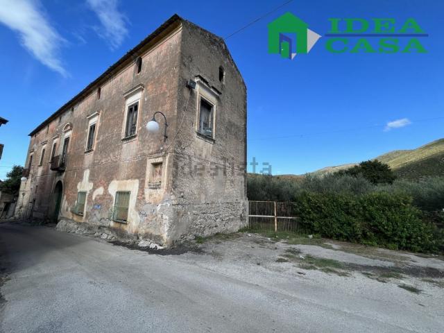 Casa in vendita a Camigliano, Campania