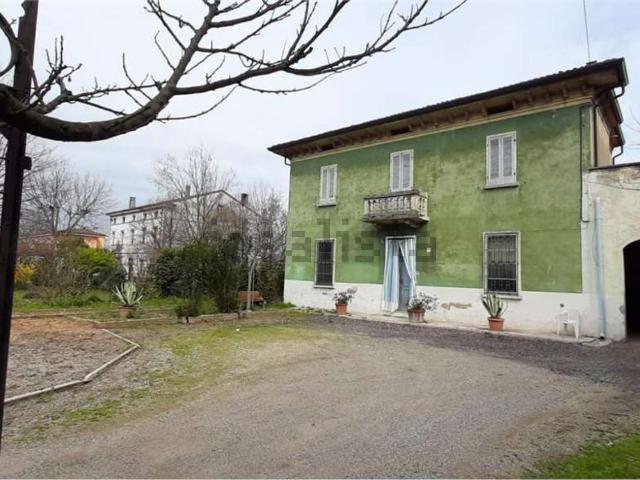 Casa in vendita a Piubega, Lombardia