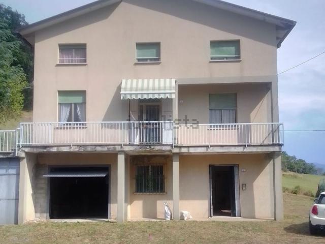 Casa in vendita a Mormorola, Reggio Emilia