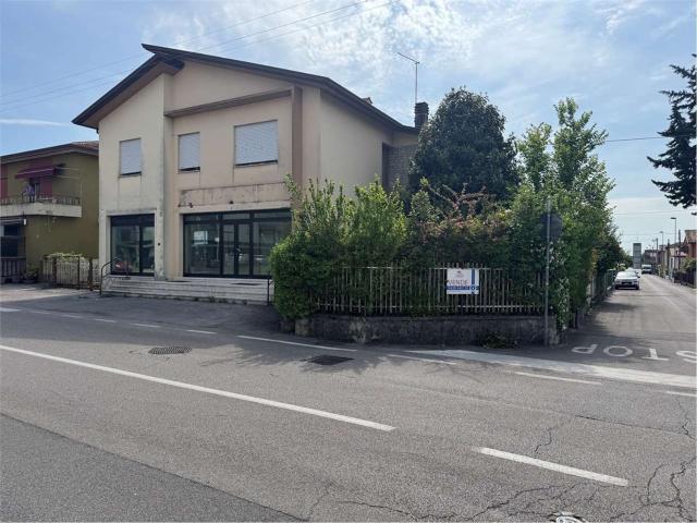 Casa in vendita a Cèneda, Vittorio Veneto